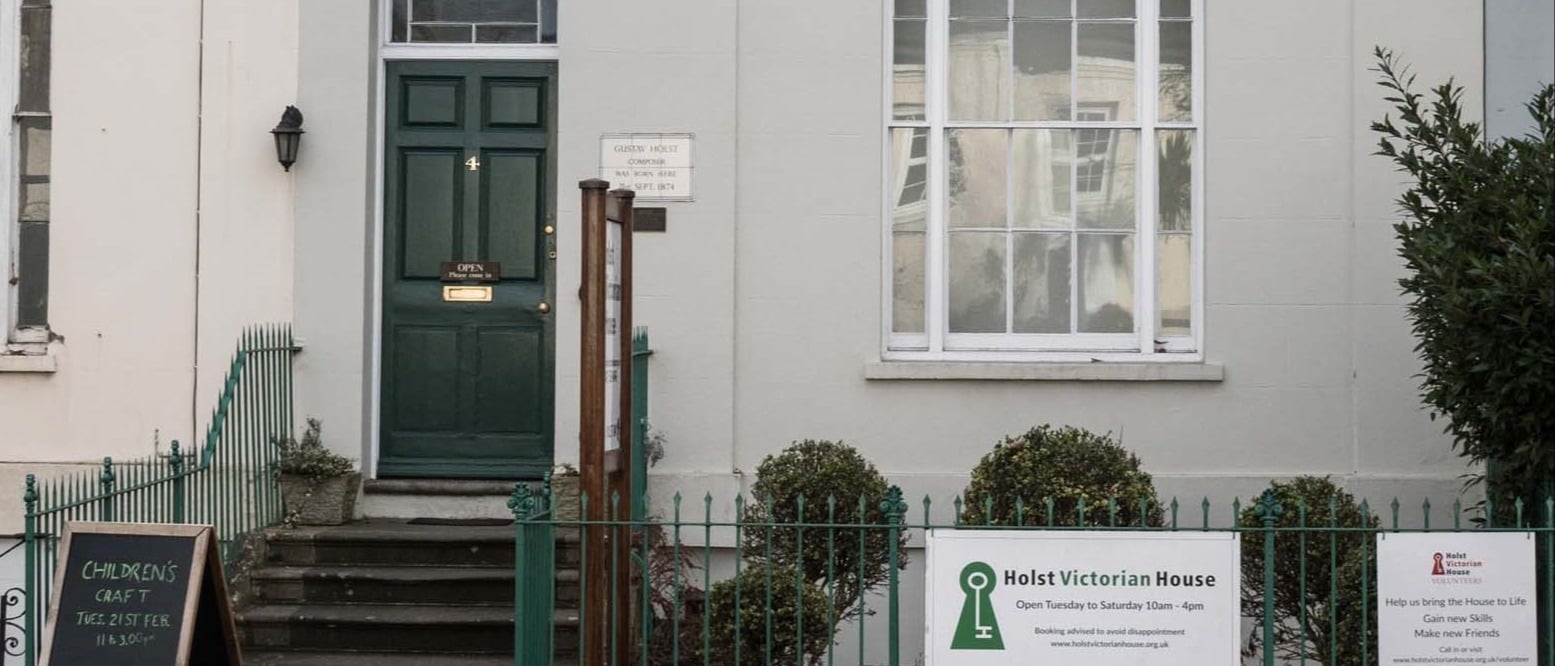 Photo of the outside of the Holst Victorian House